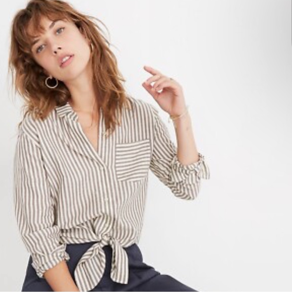 Madewell Women's tie front Striped button down Blouse
